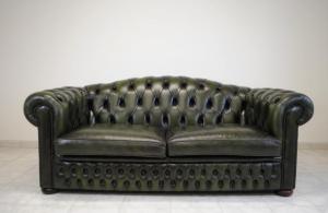 canapé chesterfield convertible d'occasion 12